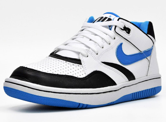 Nike Sky Force 88 Low White Blue Step 04