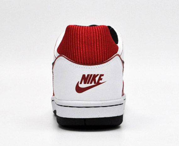 Nike Sky Force 88 Low White Red Black Step 03
