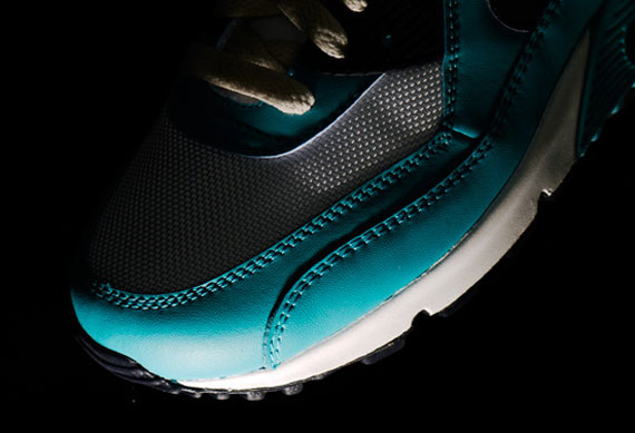 Nike WMNS Air Max 90 - Mineral Blue - White - New Images