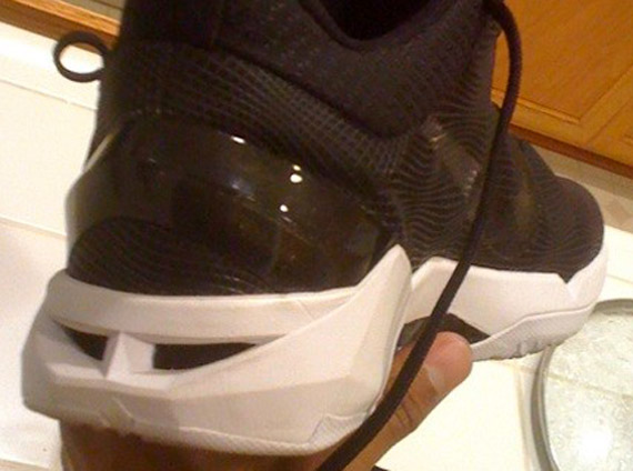 Nike Zoom Kobe Vii Black White 3
