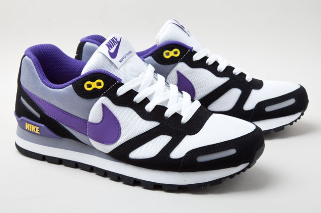 Nike Air Waffle Trainer Smmt Wht Vrsty 2 1