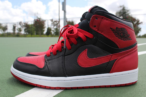 Air Jordan 1 'Banned' Hits Outlets Today - SneakerNews.com