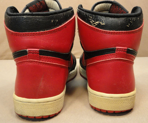 Air Jordan 1 OG ‘Banned’ on eBay