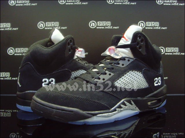 Air Jordan 5 Black Metallic Silver 2