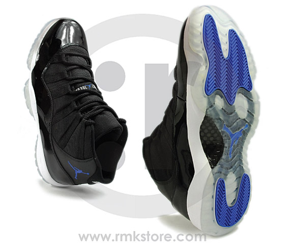 Air Jordan XI Retro 'Space Jam' 2009 Re-Release @ RMK - SneakerNews.com