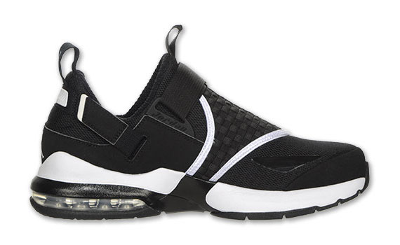 Jordan Trunner Lx 11 Blk Wht 05