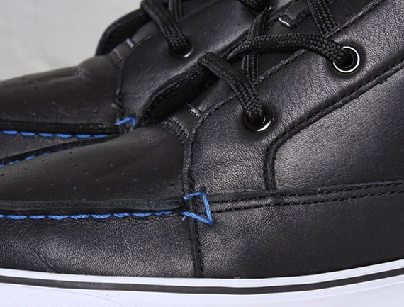 Nike Aina Chukka NW – Black – Varsity Royal