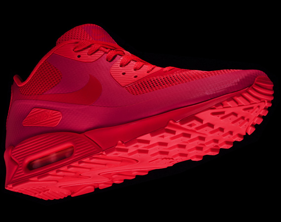 Nike Air Max 90 Hyperfuse Tonal Red 01