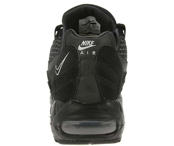 Nike Air Max 95 - Black - White @ JD Sports - SneakerNews.com