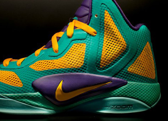 Nike Zoom Hyperfuse 2011 'LA Sparks' @ Nike Vault - SneakerNews.com