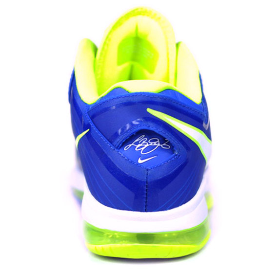 Nike Lebron 8 V2 Low Sprite Hitting Retail 5