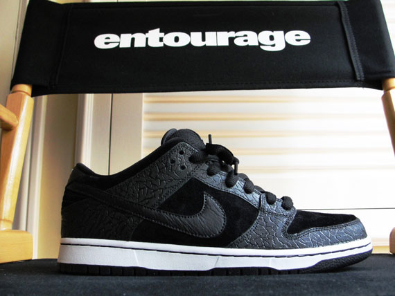 Nike Dunk Low 'Entourage' - SneakerNews.com