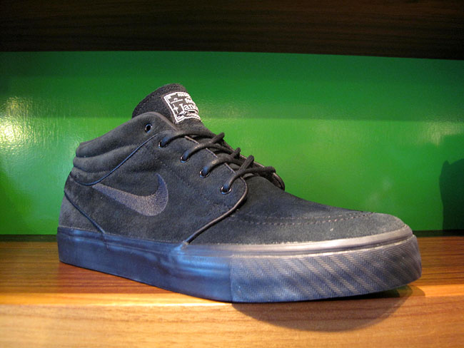 Nike Sb Zoom Stefan Janoski Mid Black Suede 2