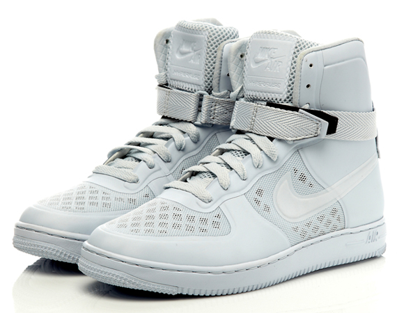 Nike Sportswear Wmns Air Feather Hi Hyperfuse Premium01