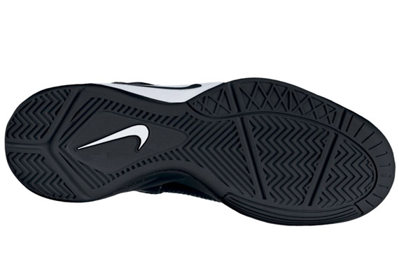 Nike Wmns Zoom Hyperfuse 2011 Black White 01