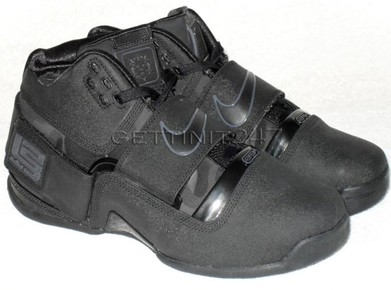 Nike zoom lebron soldier hot sale 1