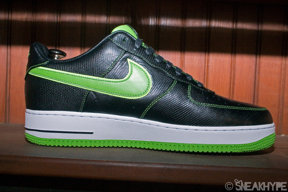 Sneakhype Nike Air Force 1 2