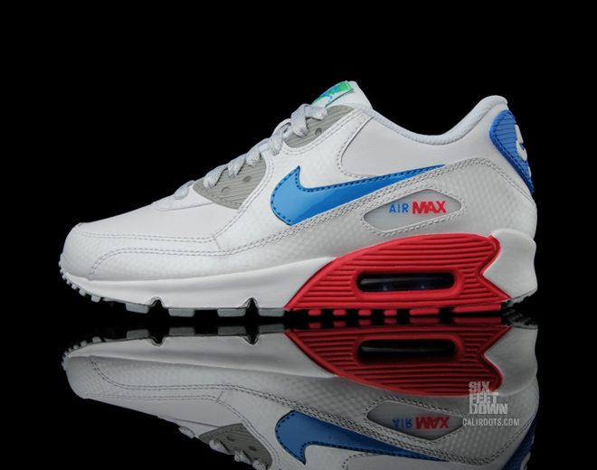 2743720116511425756820 L