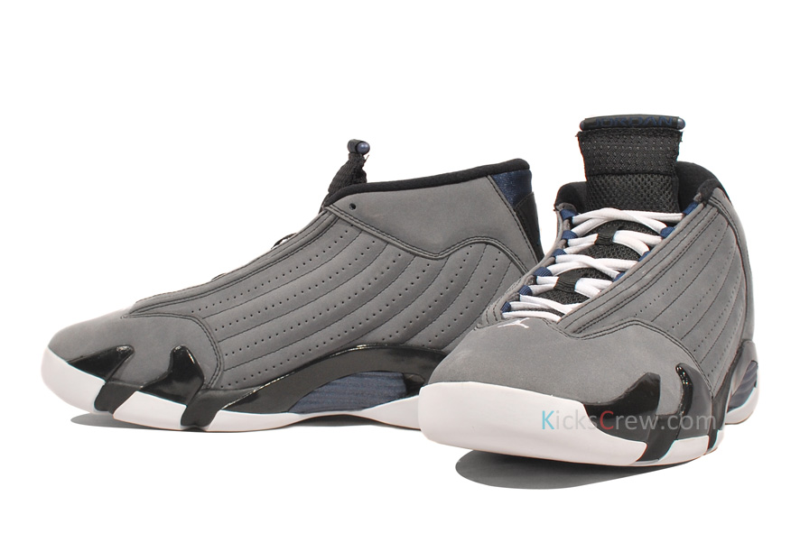 311832-011_2_311832-011 bw 311832 011 2 311832 011 Bw