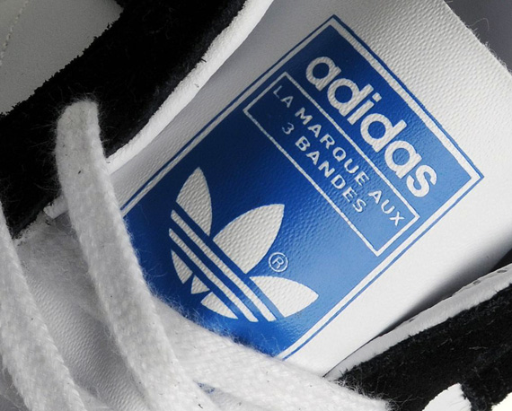 Logo adidas 2024 3 bandes