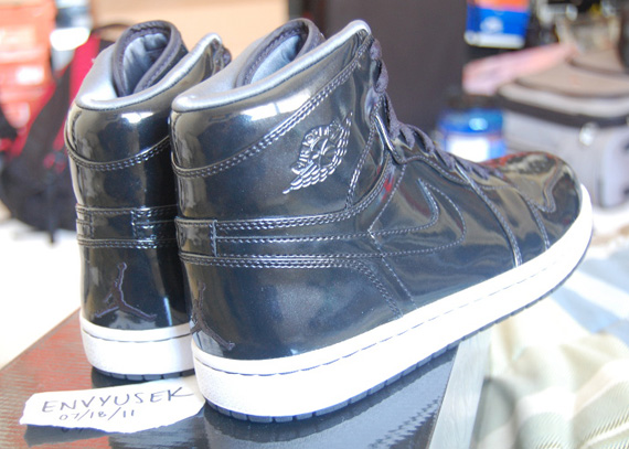Air Jordan 1 High Black Patent Sample New Images 02