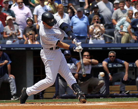 Jordan Athlete Derek Jeter Reaches 3,000 Hits