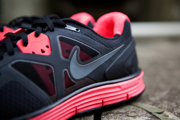Nike 2011 Fallwinter Lunarglide 3 02