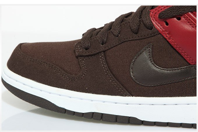 Nike Dunk Low Velvet Brown Team Red 6