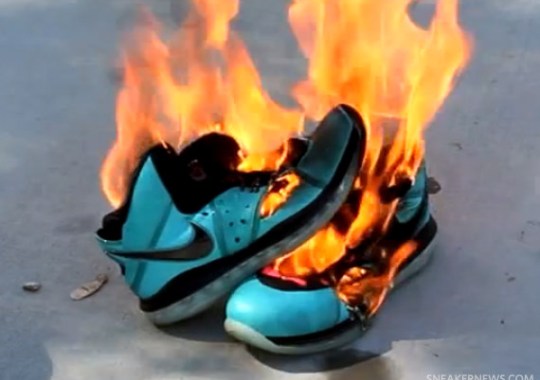 Nike LeBron 8 ‘South Beach’ – Burned!