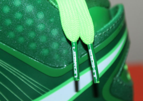 Nike Lebron 8 V2 Victory Green White Electric Green 09