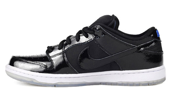 Nike SB Dunk Low 'Space Jam' - Available Early - SneakerNews.com