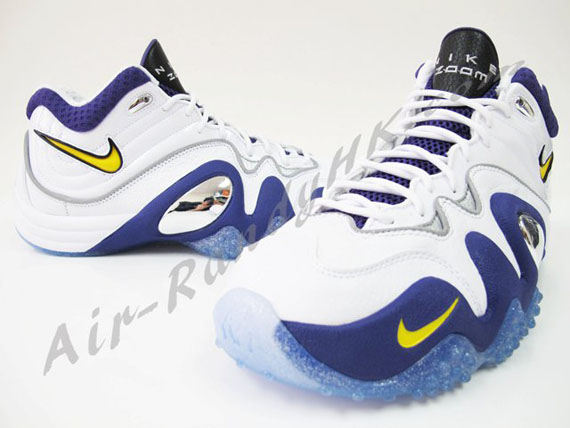 nike uptempo v lakers 02