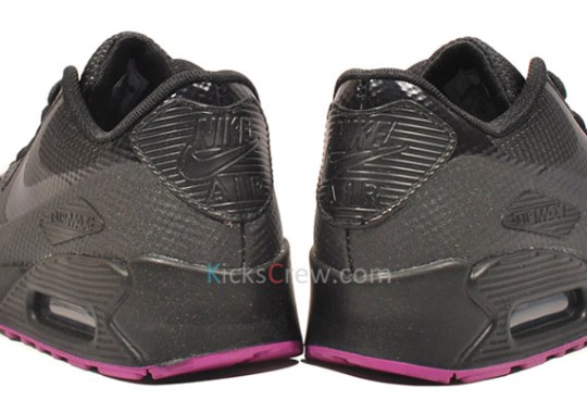 Nike WMNS Air Max 90 Hyperfuse – Black – Bold Berry