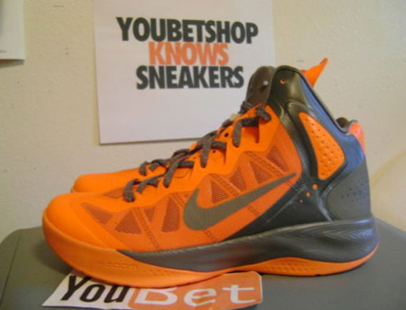 Nike Zoom Hyperforce Grey Orange Sample 02