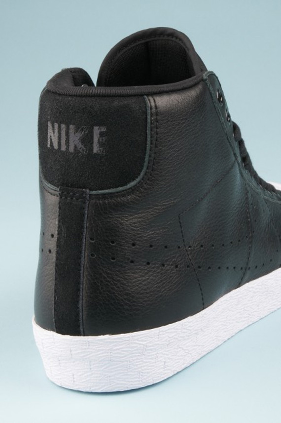 Size Nike All Court Mid Premium Black