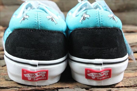 Supreme x Vans Era 'Flies' - New Images - SneakerNews.com