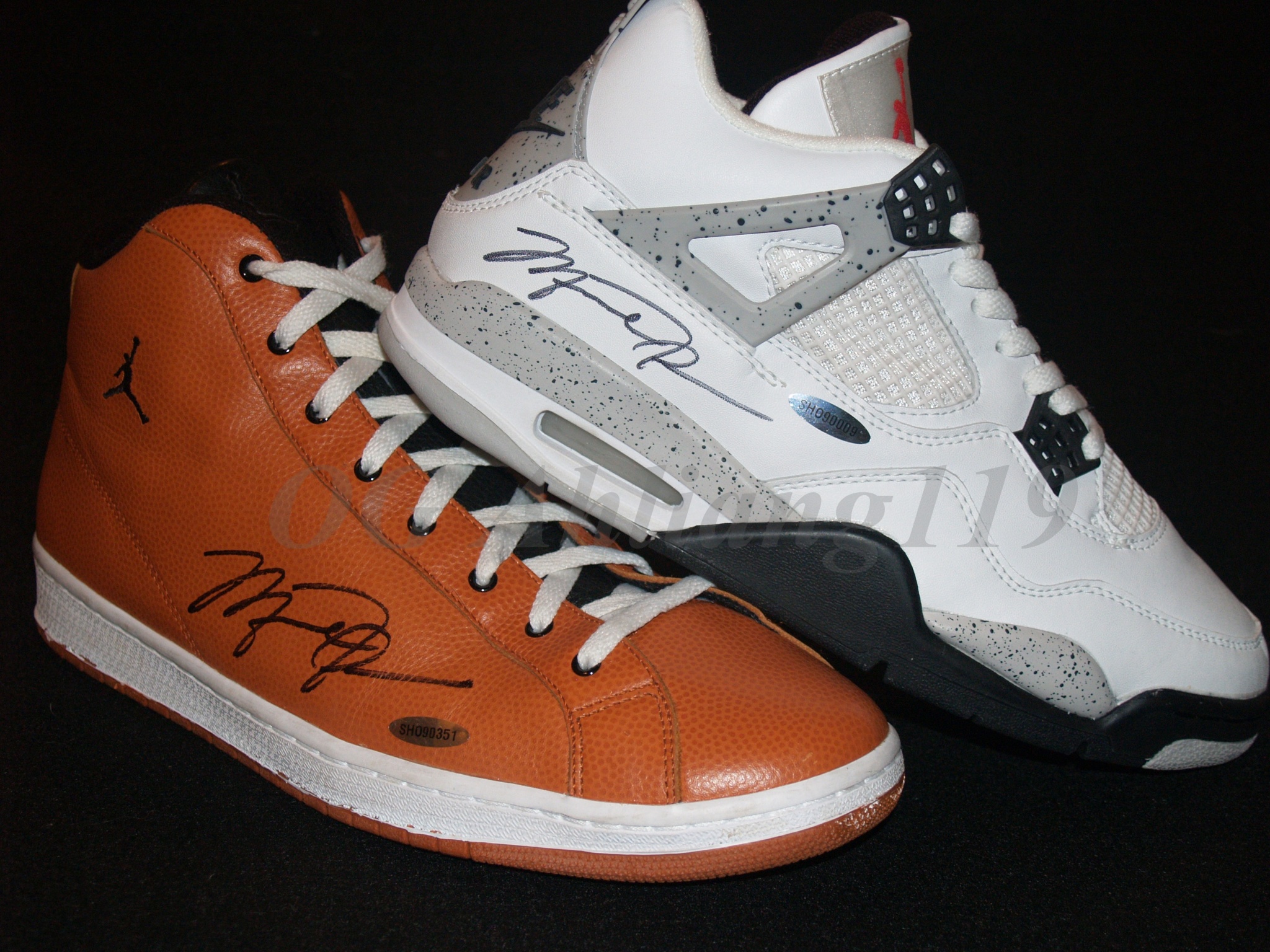 OLYMPUS DIGITAL CAMERA Air Jordan Autographed Collection 01