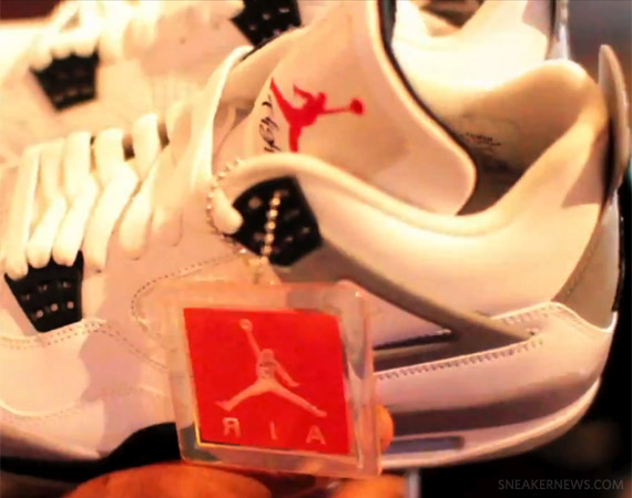 Air Jordan IV White - Cement 2012 Sample | Video Review