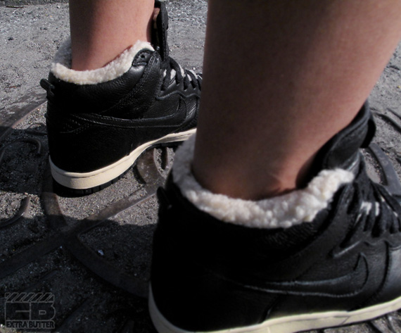 Nike 6. Wmns Dunk High Sherpa 03