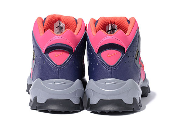 Nike Acg Takao Mid Gtx Black Purple Pink 03
