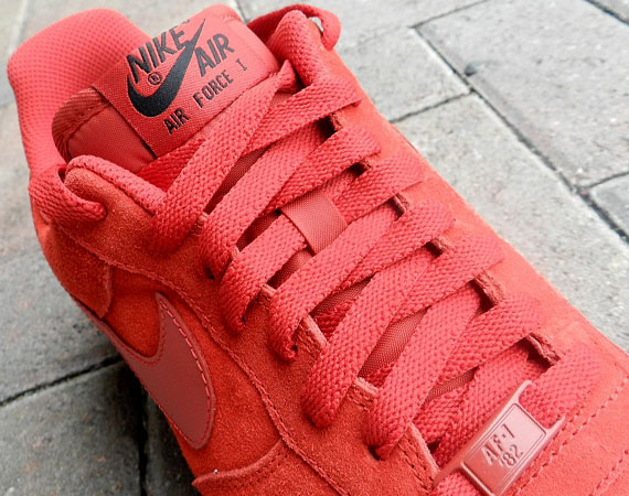Nike Air Force 1 Low – Red Suede