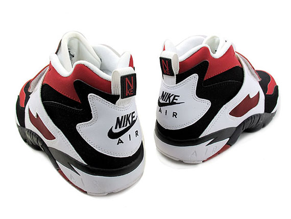 Nike Air Diamond Turf - Black - Varsity Red - White - SneakerNews.com