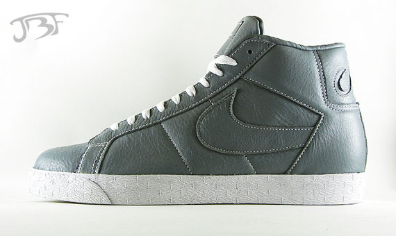 Nike Blazer Cool Grey Custom 02