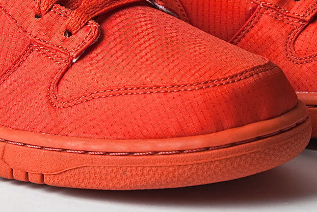 nike-dunk-low-red-ripstop-4 Nike Dunk Low Red Ripstop 4