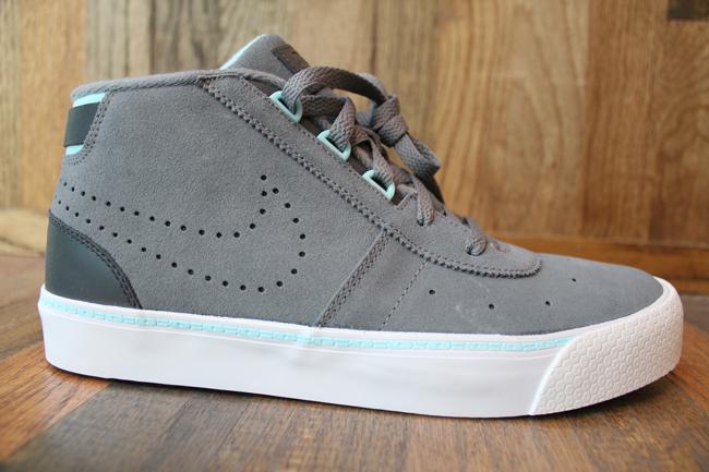 nike-hachi-cool-grey-anthracite-summit-white-1 Nike Hachi Cool Grey Anthracite Summit White 1