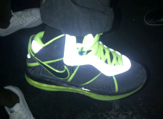Nike Lebron 8 112 New Images Nigel 01