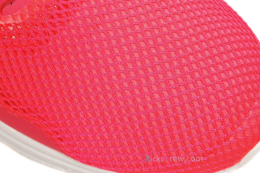 nike-lunar-flow-solar-red-white-5 Nike Lunar Flow Solar Red White 5