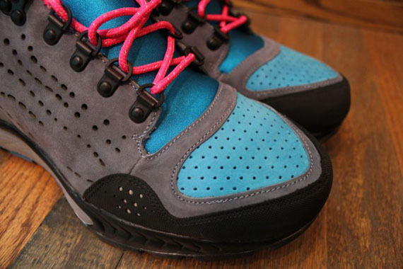 Nike ACG Air Talaria Boot QS - Release Reminder - SneakerNews.com