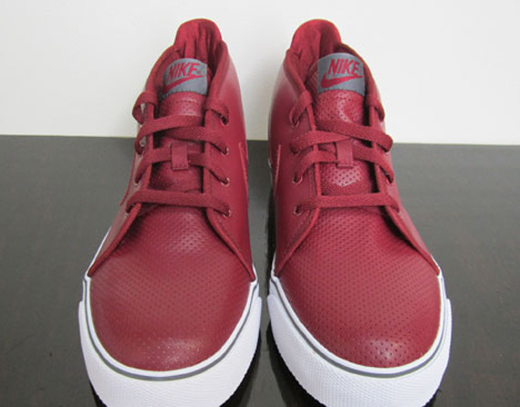 Nike Toki - Team Red - Grey - White