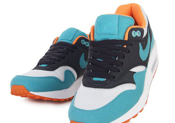 Nike WMNS Air Max 1 – Grid Blue – White – Orange